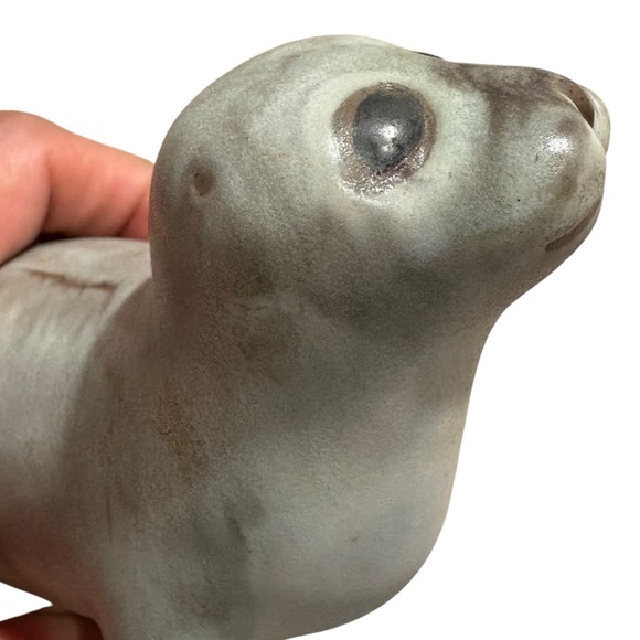 Vintage Andersen Design Studio Pottery Baby Seal Pup Gray Matte Sculpture Signed - Picture 7 of 13